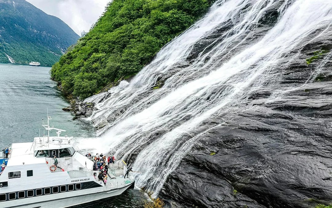 From Geiranger: Fjord Boat Tour With Waterfall Tasting Image 3