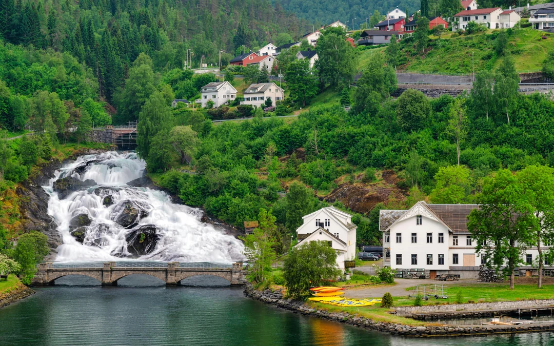 From Geiranger: Geiranger Fjord Boat Tour With a Stop in Hellesylt Village Image 5