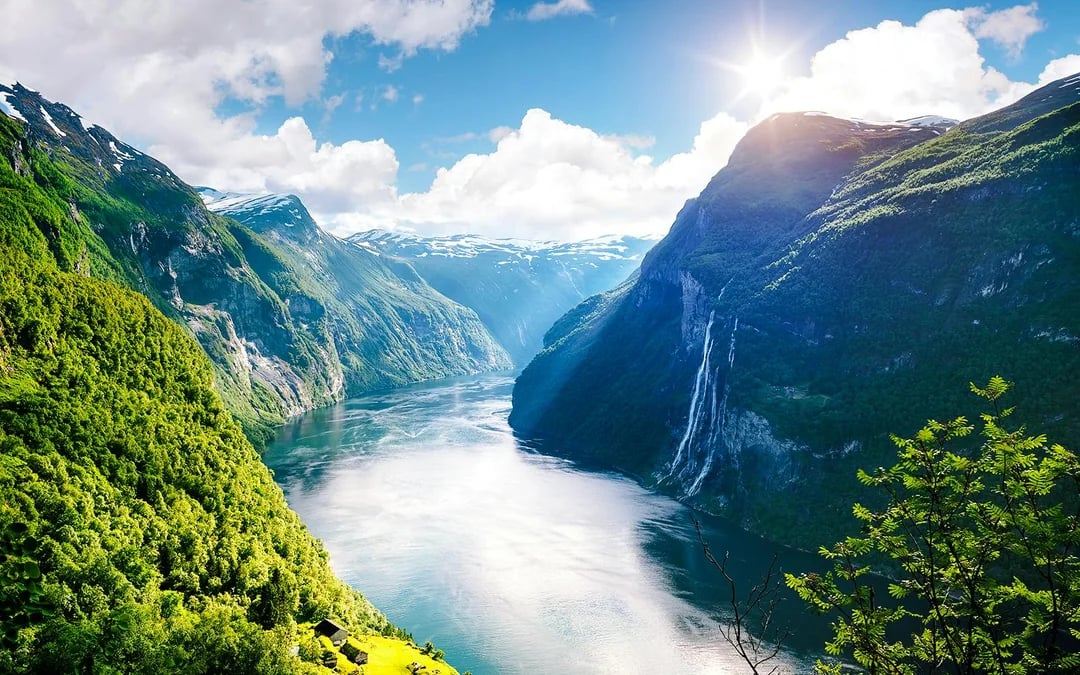 From Geiranger: Silent Fjord Cruise with Audio Guide Image 5
