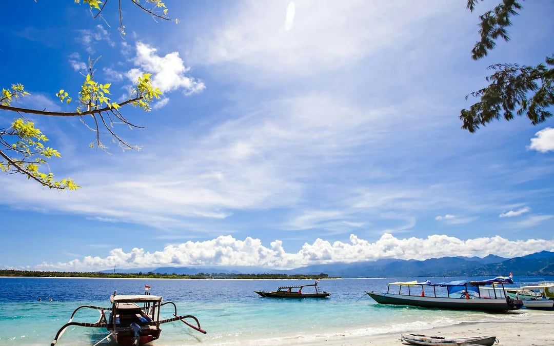 From Gili Trawangan: Gili Islands Small-Group Snorkeling Boat Tour Image 1