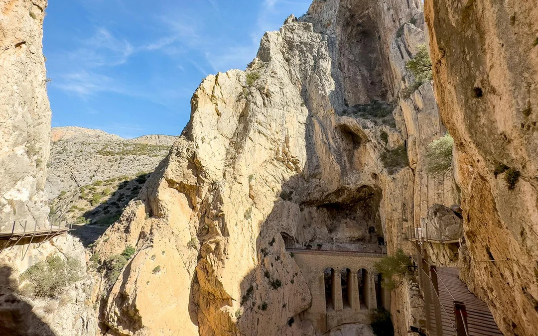 From Granada: Caminito del Rey Guided Day Trip with Round-Trip Transfers Image 4