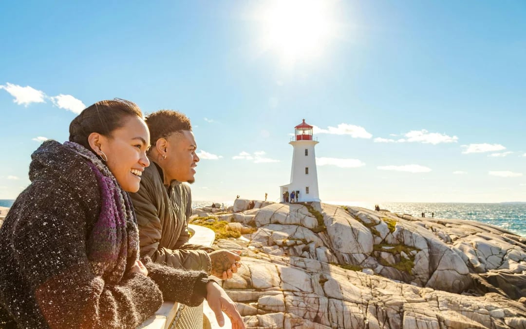 From Halifax: Peggy's Cove Tour Image 3