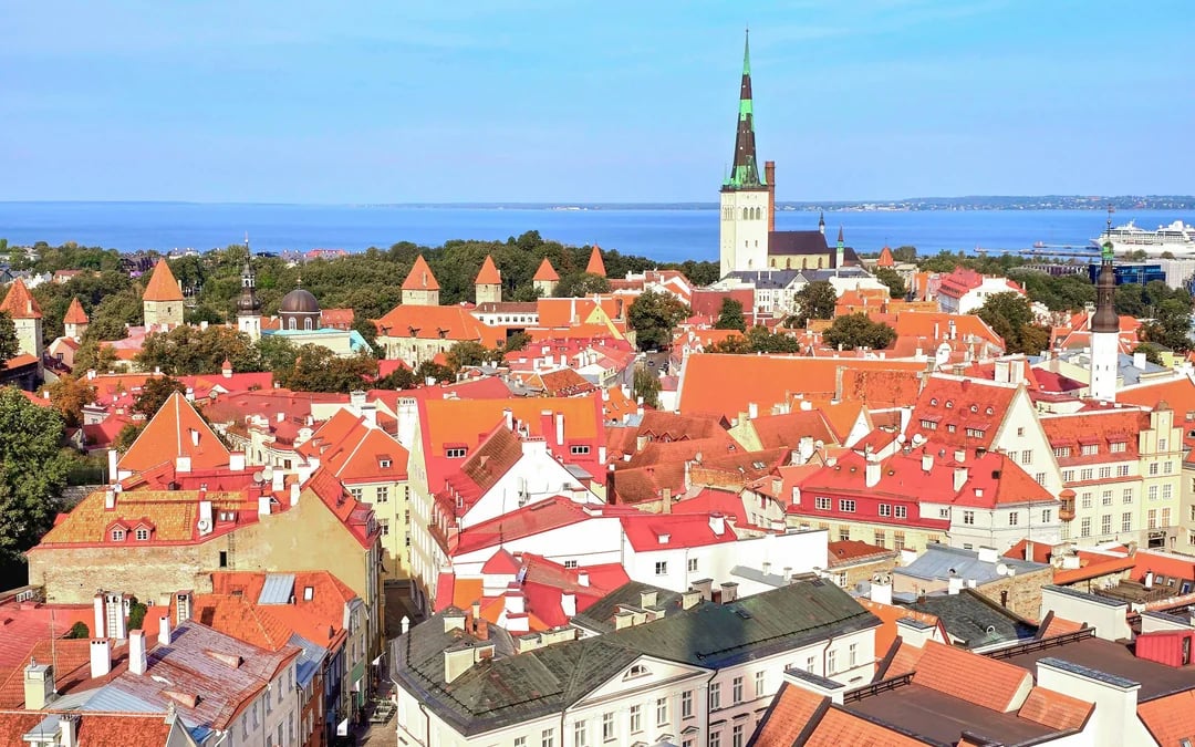 From Helsinki: Return Day Trip Ferry Ticket to Tallinn with Guided Tour
 Image 5