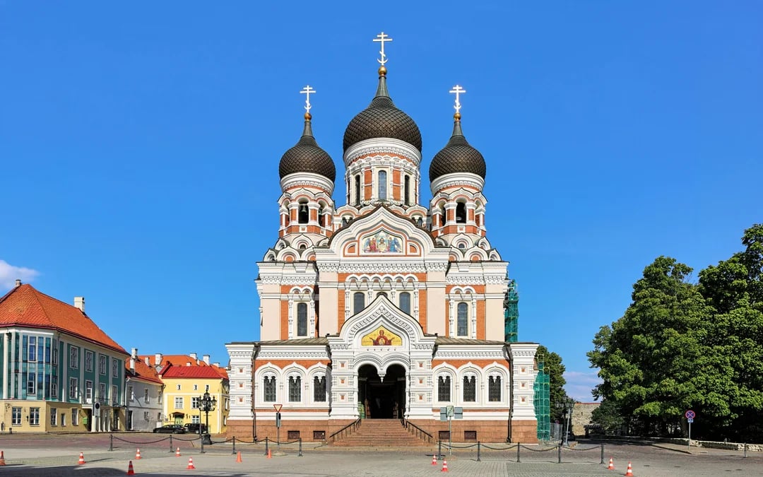 From Helsinki: Tallinn Day Trip with Ferry Crossing Image 4