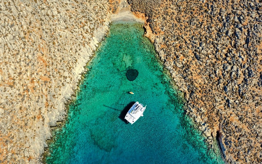 From Hersonissos: All-Inclusive Dia Island Catamaran Cruise with Snacks & Drinks Image 2