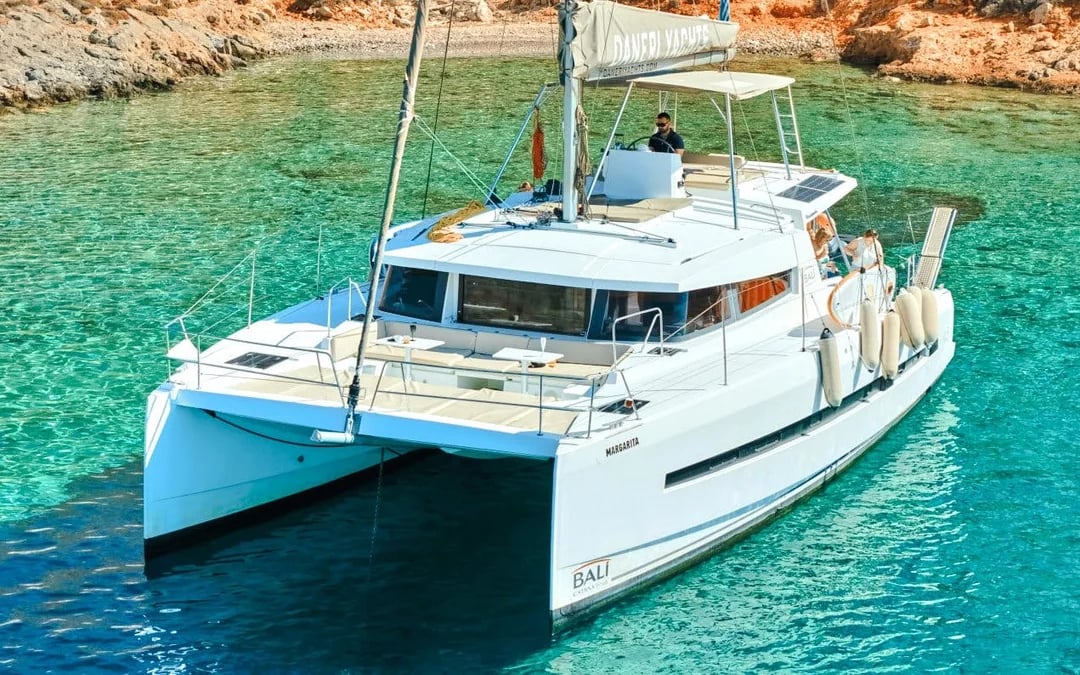  From Hersonissos: All-Inclusive Dia Island Catamaran Cruise with Snacks & Drinks Image 6