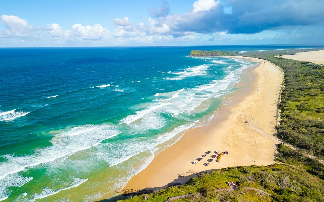 From Hervey Bay: K'gari (Fraser Island) 2-Day Guided Coach Tour Image 2