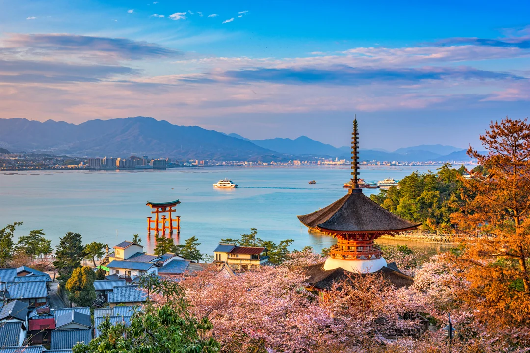 From Hiroshima: Hiroshima & Miyajima Bus Tour with UNESCO-Listed Peace Memorial Park, Museum & Itsukushima Shrine Image 2