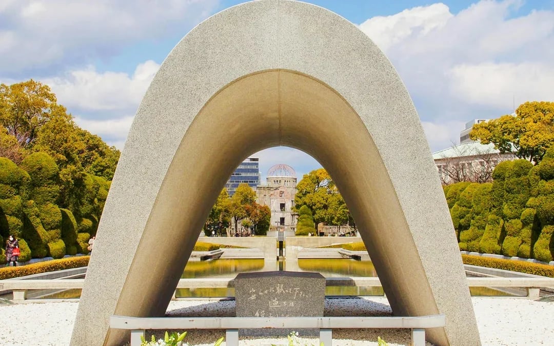 From Hiroshima: Hiroshima & Miyajima Bus Tour with UNESCO-Listed Peace Memorial Park, Museum & Itsukushima Shrine Image 7