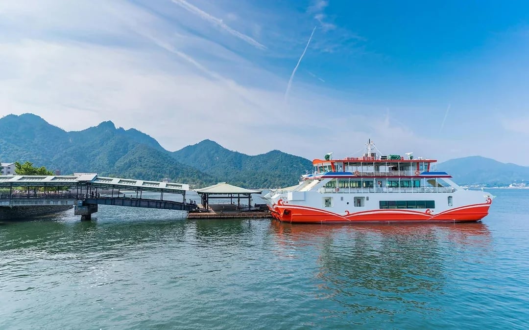 From Hiroshima: Hiroshima & Miyajima Bus Tour with UNESCO-Listed Peace Memorial Park, Museum & Itsukushima Shrine Image 8