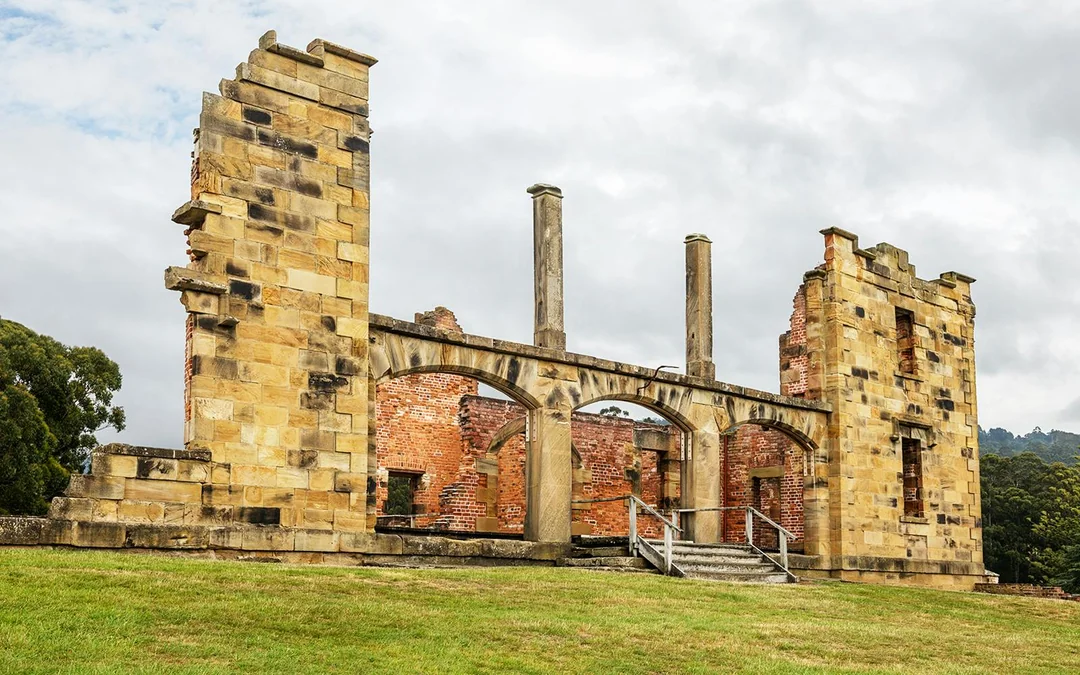 From Hobart: Port Arthur & Tasman Park Guided Tour with Harbor Cruise
Image 2