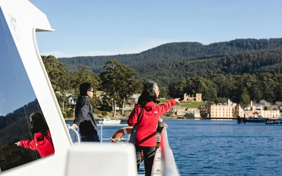 From Hobart: Port Arthur & Tasman Park Guided Tour with Harbor Cruise

 Image 6