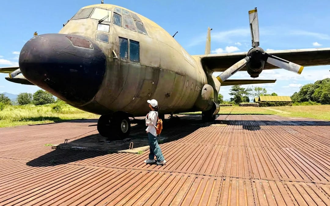 From Hue: DMZ Tour to Vinh Moc Tunnels, Khe Sanh Combat Base and Hien Luong Bridge Image 2