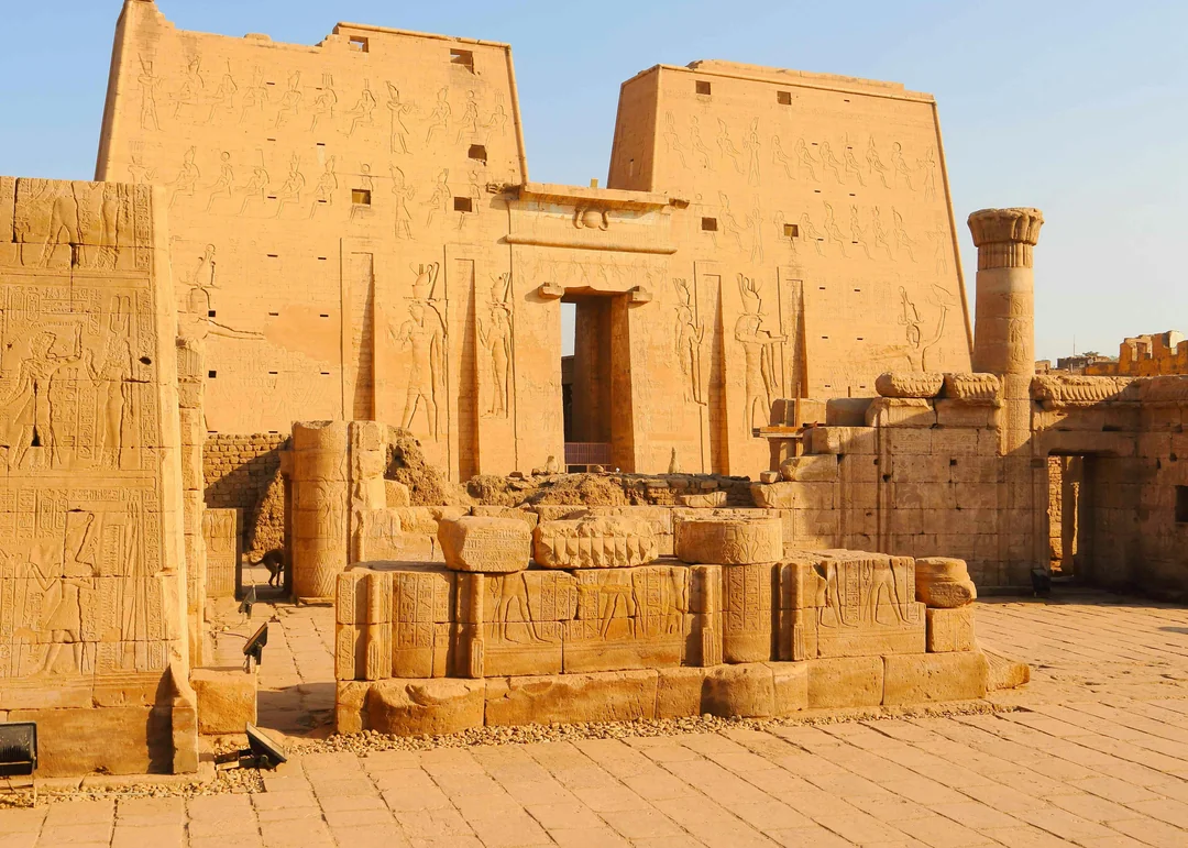 From Hurghada by Bus: Full-Day Cairo Tour with Grand Egyptian Museum & Pyramids of Giza Image 3