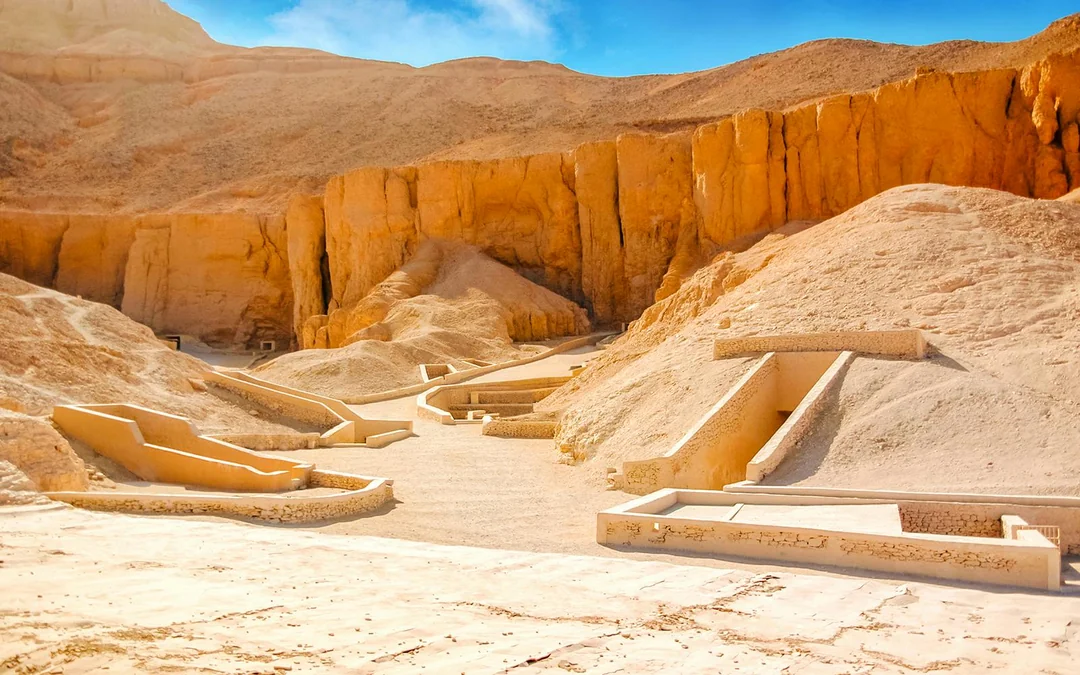 From Hurghada: Full-Day Tour of Luxor Valley of the Kings & Tutankhamun Tomb Image 2