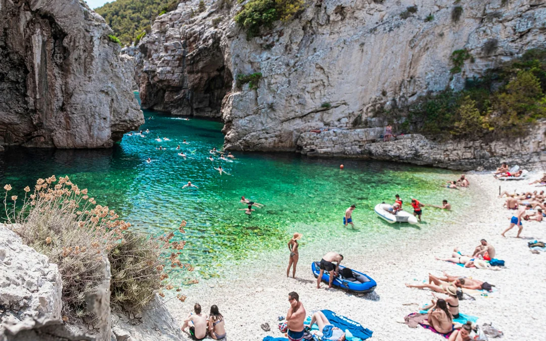 From Hvar: Blue Cave, Green Cave and 5 Islands Boat Tour Image 5