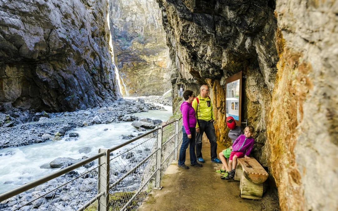 From Interlaken: Grindelwald & Lauterbrunnen Guided Day Trip Image 2