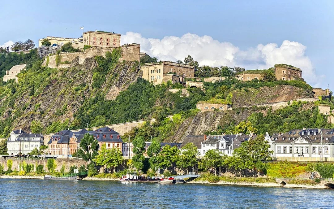 From Koblenz: 1-Hour Old Town Panorama Sightseeing Cruise Image 4