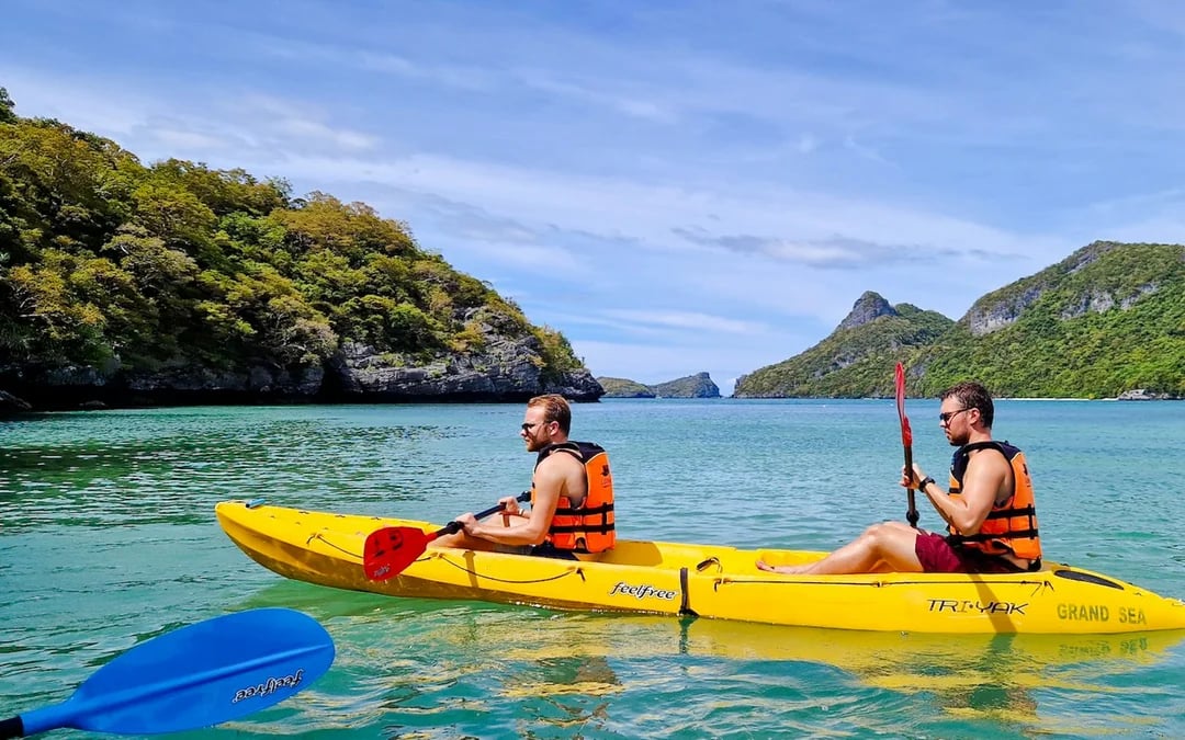 From Koh Phangan: Ang Thong Marine Park Speedboat Tour with Kayaking Snorkeling and Lunch Image 4