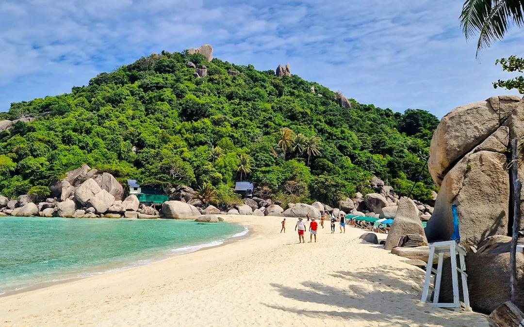 From Koh Tao: Nang Yuan Island Round-Trip Boat and Hotel Transfers Image 7