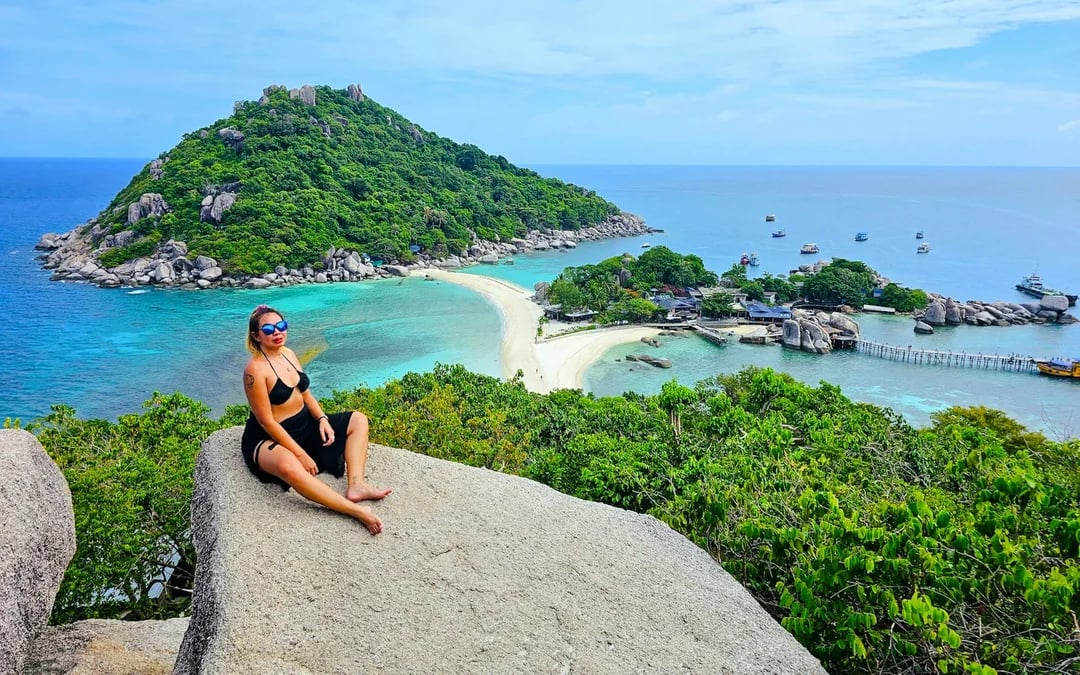 From Koh Tao: Nang Yuan Island Round-Trip Boat and Hotel Transfers Image 9