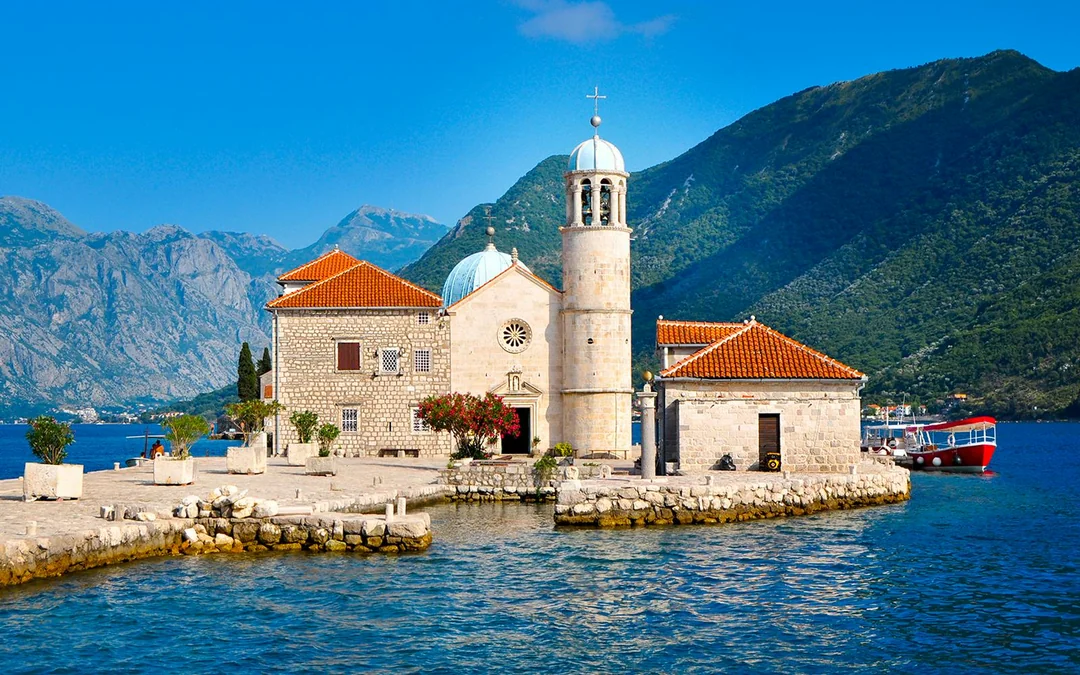 From Kotor: Perast & Our Lady of the Rocks Guided Speedboat Tour Image 2