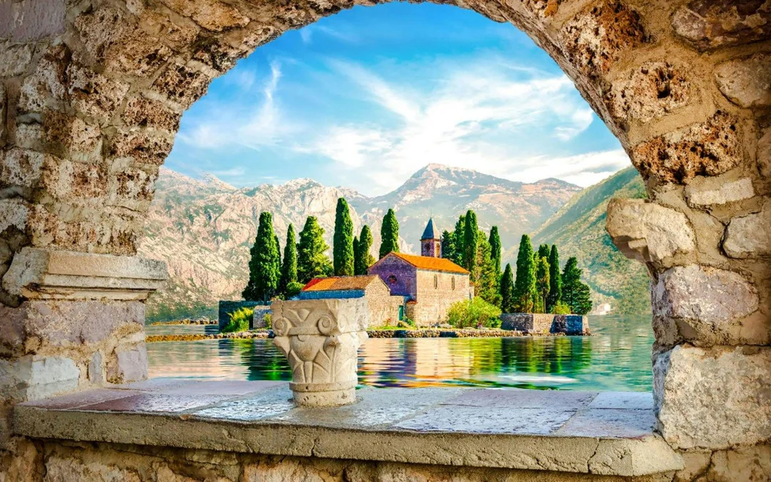 From Kotor: Perast & Our Lady of the Rocks Guided Speedboat Tour Image 3