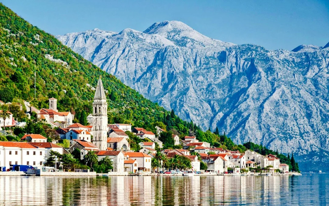 From Kotor: Perast & Our Lady of the Rocks Guided Speedboat Tour Image 4