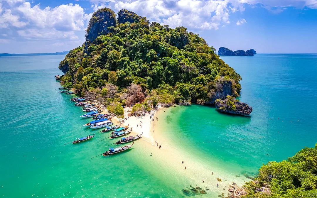 From Krabi: Hong Islands Half-Day Tour by Speedboat Image 3