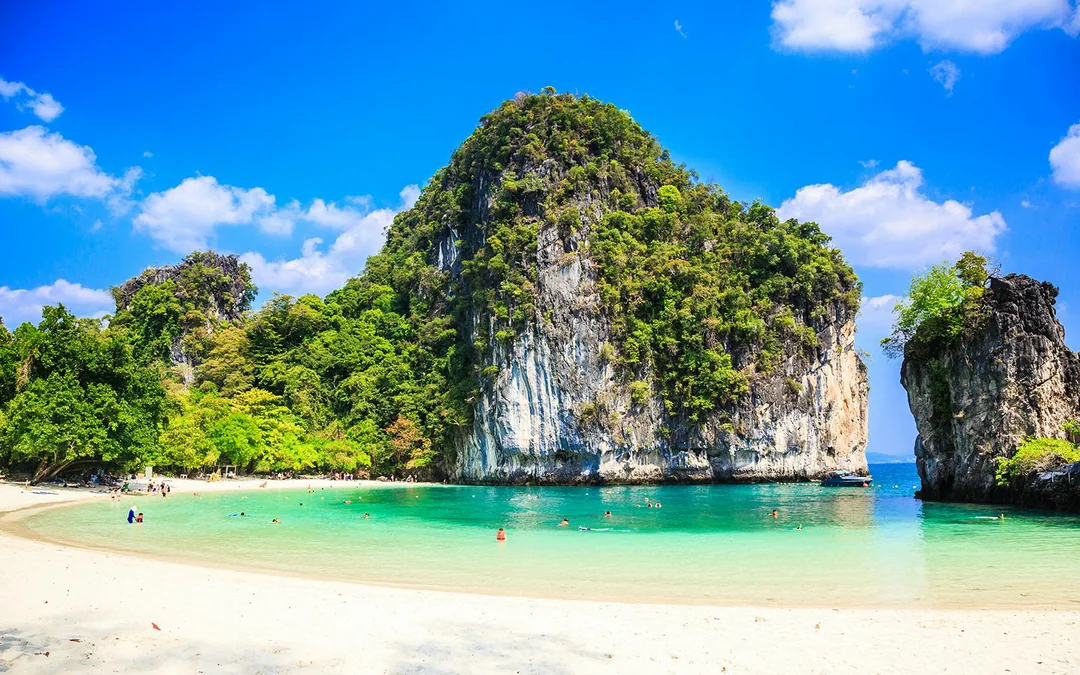 From Krabi: Hong Islands Half-Day Tour by Speedboat Image 5