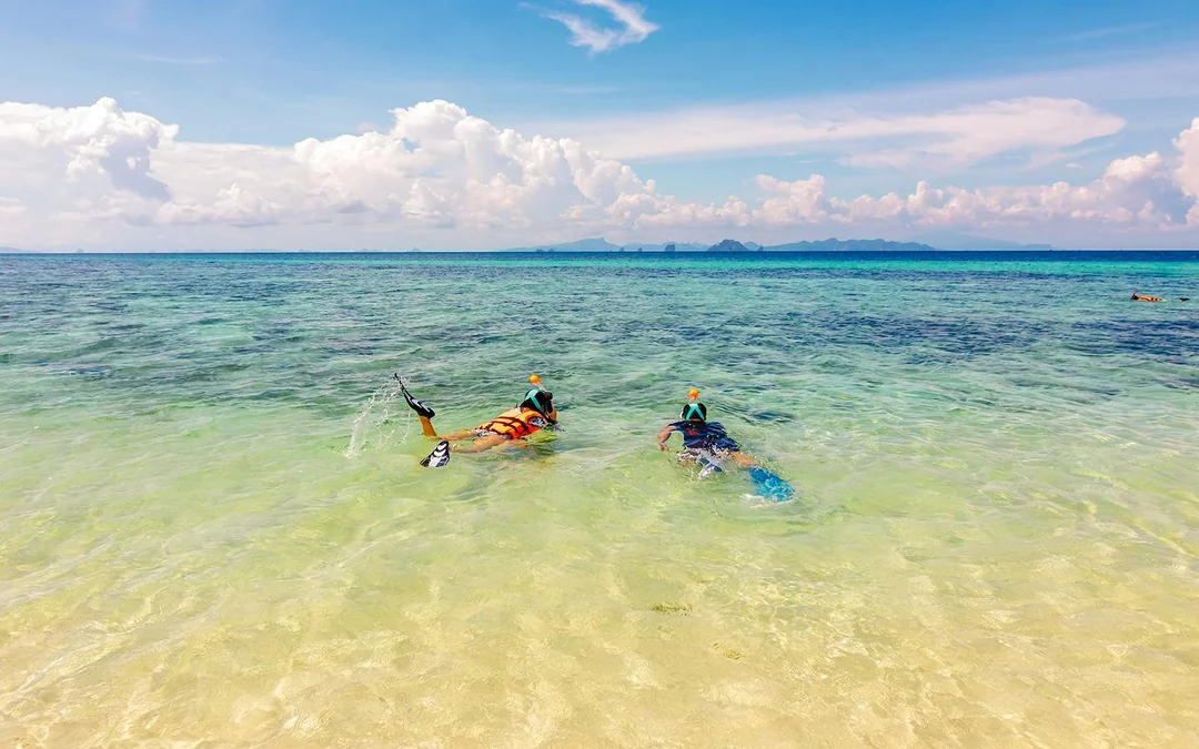 From Krabi: Phi Phi Island & 4 Islands Sunset Day Tour by Speedboat with Lunch & Transfers Image 2
