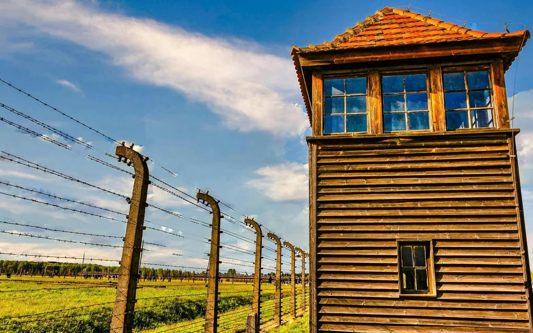 From Krakow: Auschwitz, Birkenau & Monowitz Outdoor Guided Tour Image 5
