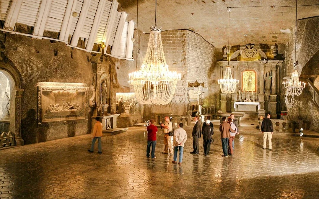  From Krakow: Auschwitz-Birkenau & Wieliczka Salt Mine Guided Tour
 Image 4