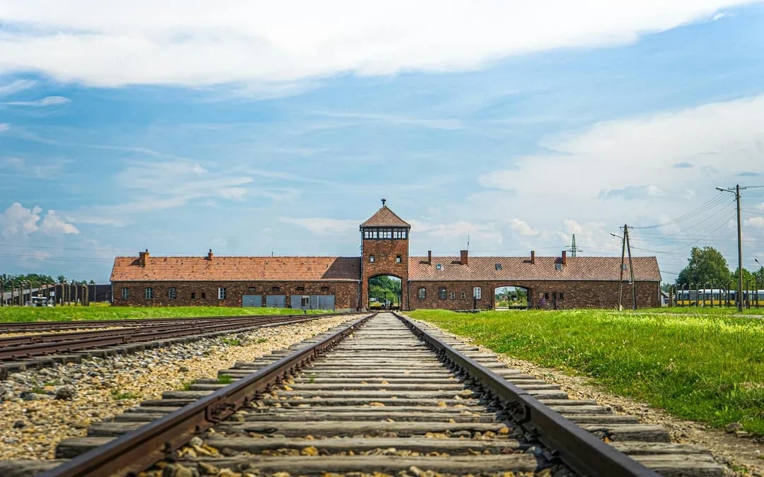 From Krakow: Auschwitz-Birkenau Guided Tour with Hotel Transfers Image 11