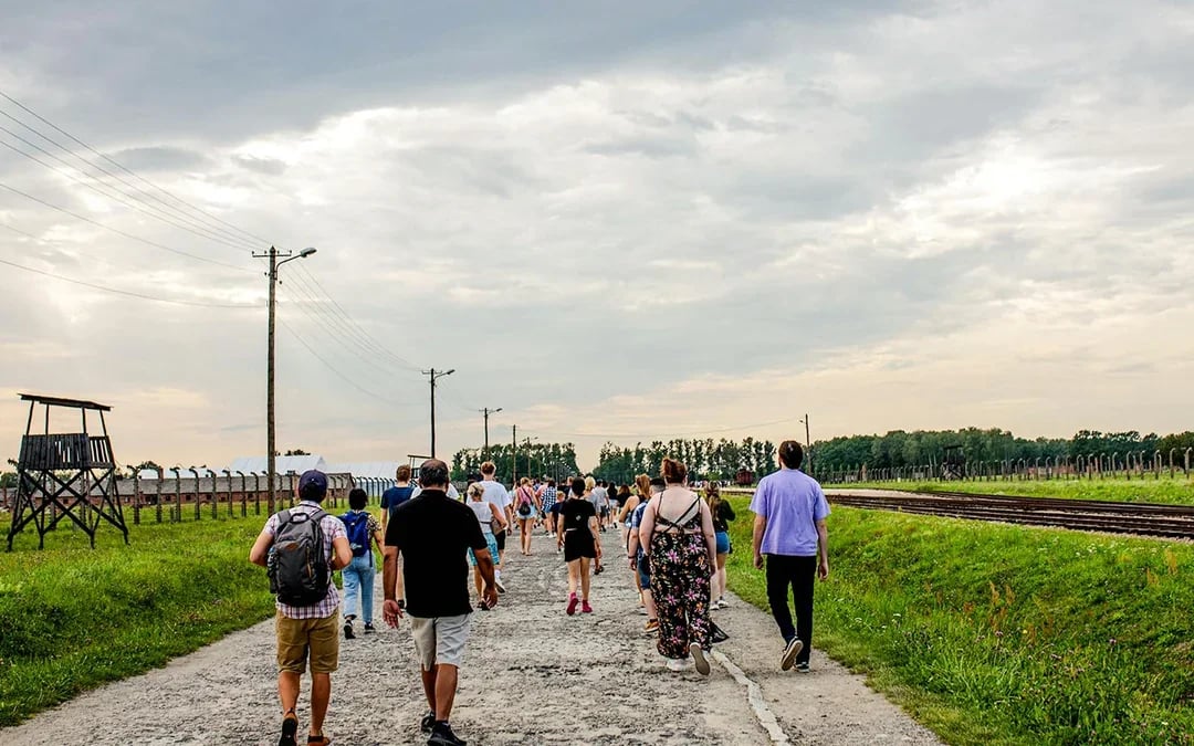 From Krakow: Auschwitz-Birkenau Guided Tour with Transfers Image 11