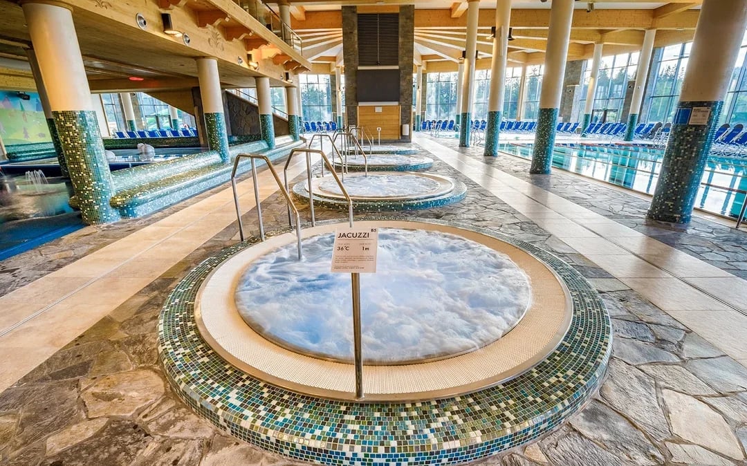 From Krakow: Chocholow Thermal Baths Tickets with Hotel Transfers Image 8