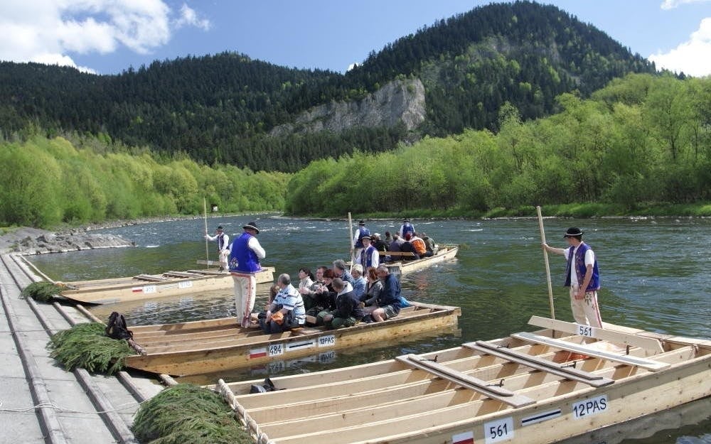 From Krakow: Traditional Dunajec River Rafting Day Trip with Hotel Transfers Image 5