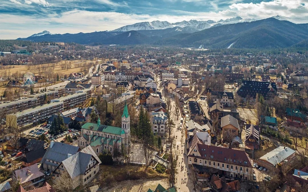 From Krakow: Zakopane Tour with Chocholow Thermal Baths Entry & Hotel Transfers Image 12
