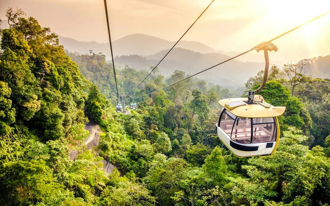 From Kuala Lumpur: Bukit Tinggi French Village and Genting Highlands Day Trip with Awana Skyway Cable Car Image 1