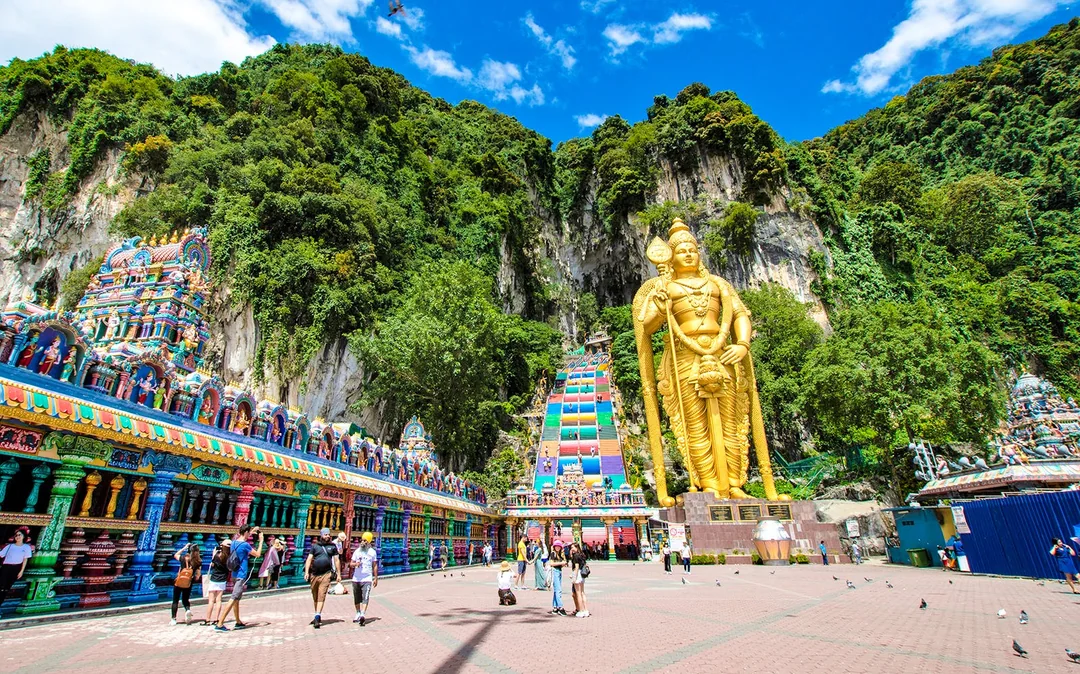 From Kuala Lumpur: Half-Day Tour to Batu Caves with Transfers Image 1