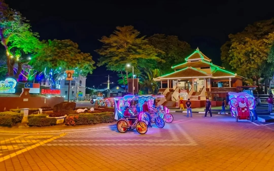 From Kuala Lumpur: Malacca Private Day Trip with River Cruise and Trishaw Ride Image 11