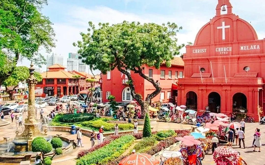 From Kuala Lumpur: Malacca Private Day Trip with River Cruise and Trishaw Ride Image 3