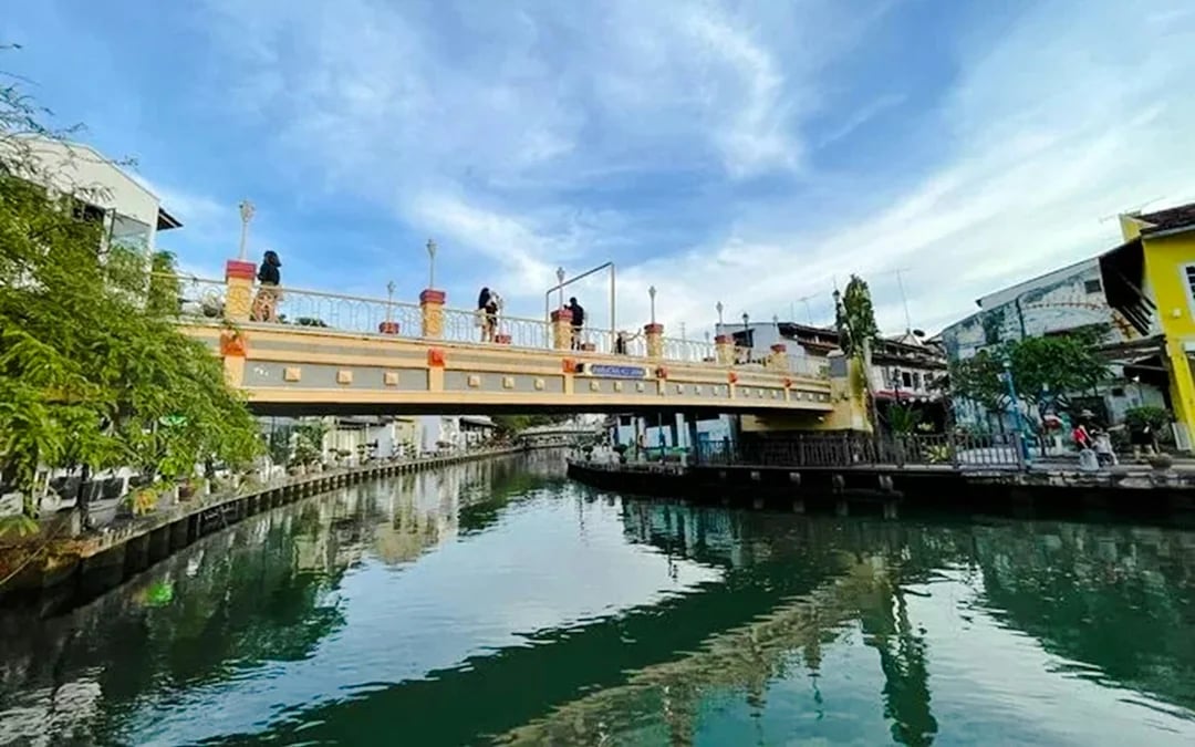 From Kuala Lumpur: Malacca Private Day Trip with River Cruise and Trishaw Ride Image 9