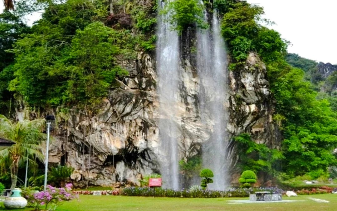 From Kuala Lumpur: Private Ipoh Heritage & Kek Lok Tong Cave Temple Day Trip Image 5