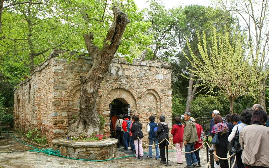 From Kusadasi Cruise Port: Ephesus, House of Virgin Mary & Artemis Small-Group Tour with Lunch Image 2