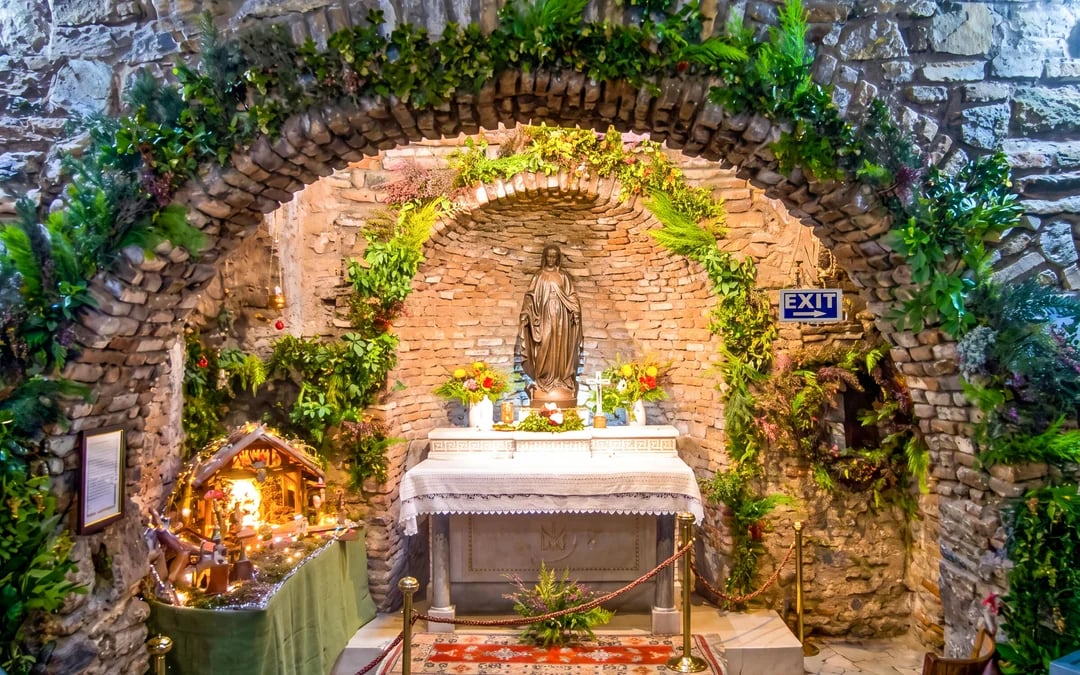 From Kusadasi Cruise Port: Ephesus, House of Virgin Mary & Artemis Small-Group Tour with Lunch Image 6