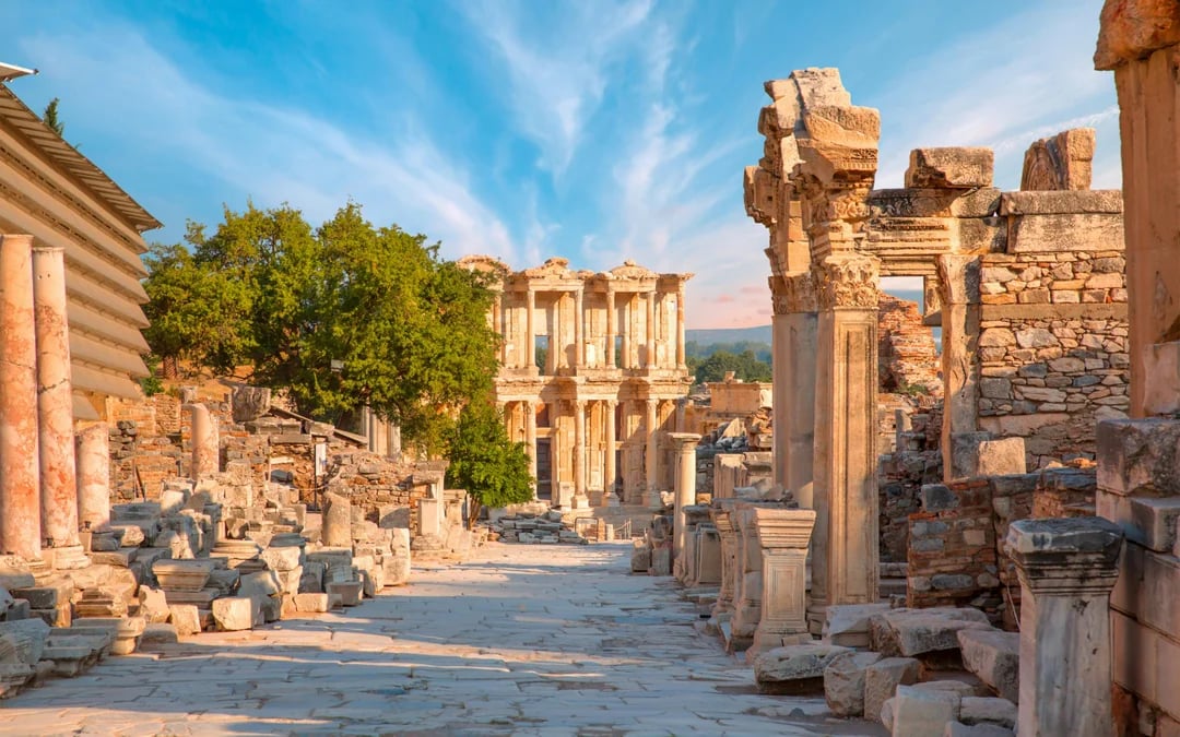 From Kusadasi Cruise Port: Ephesus, House of Virgin Mary & Artemis Small-Group Tour with Lunch Image 7