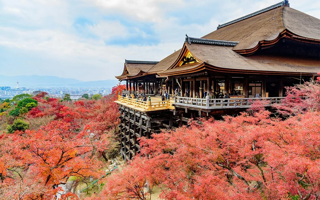 From Kyoto/Osaka: Kinkakuji, Kiyomizu Temple Area, & Fushimi-Inari Shrine Guided Day Tour Image 3