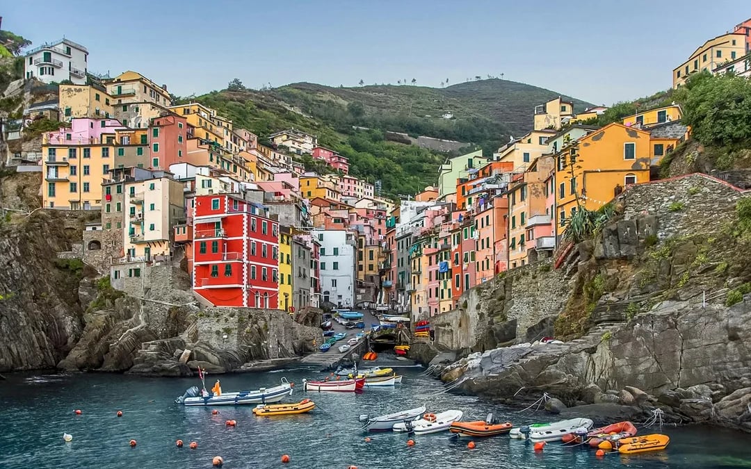 From La Spezia: Cinque Terre Guided Boat Tour with Skipper Image 2