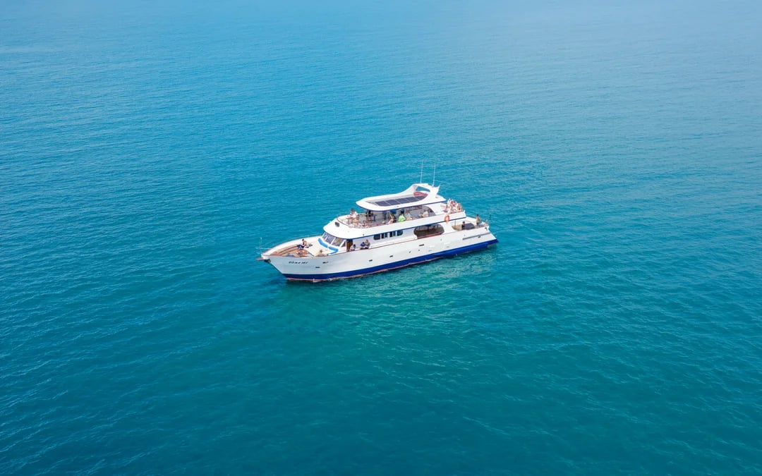 From Larnaca: Bay Cruise with Snorkeling Image 1